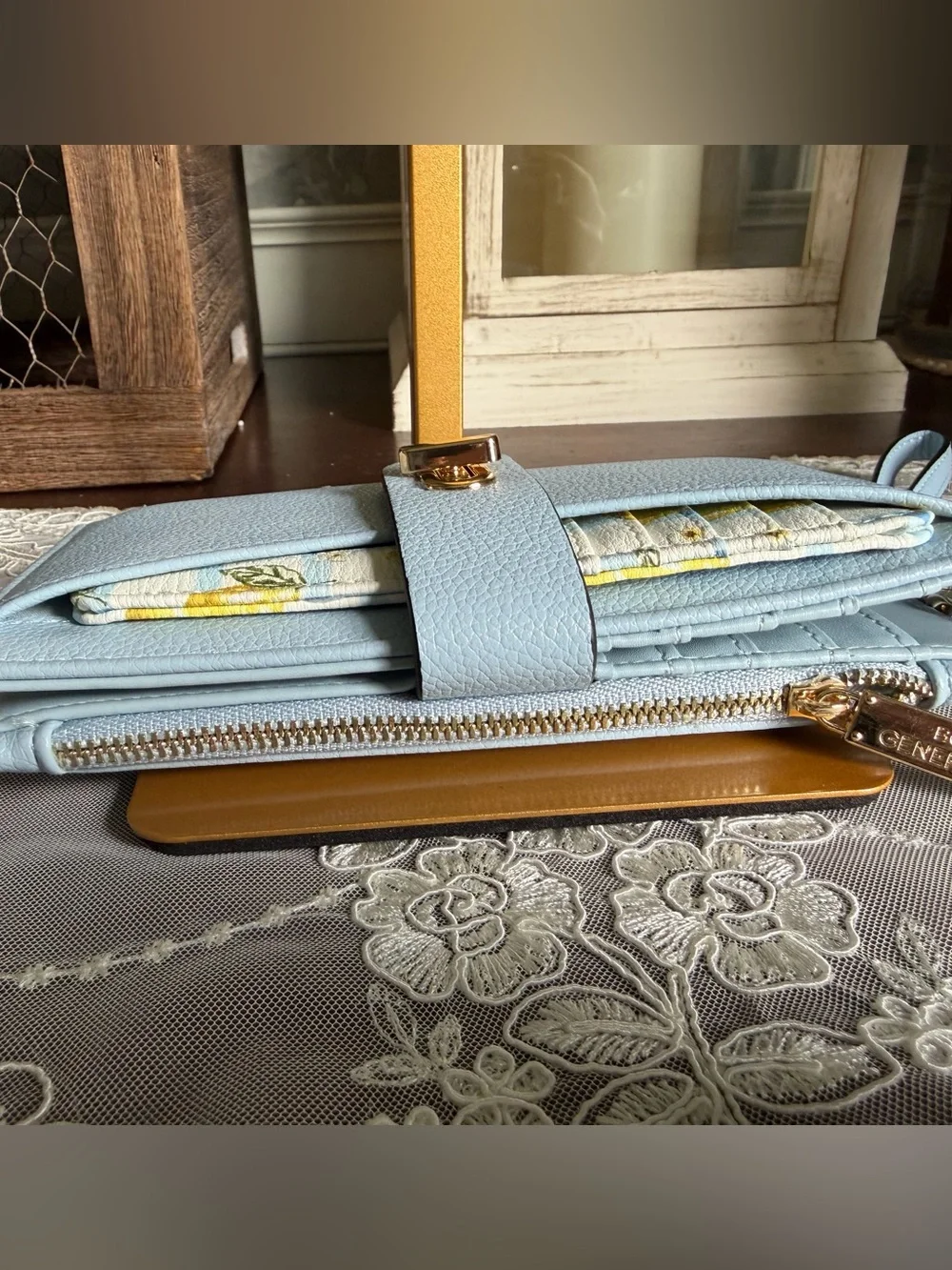 BCB Generation Classic Light Blue Wristlet Wallet w/ Lemon Insert